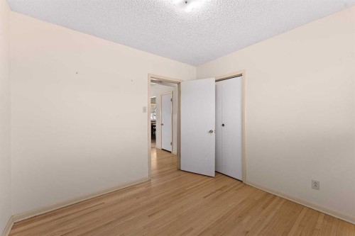 96 2 Street Se, High River, AB - Indoor Photo Showing Other Room