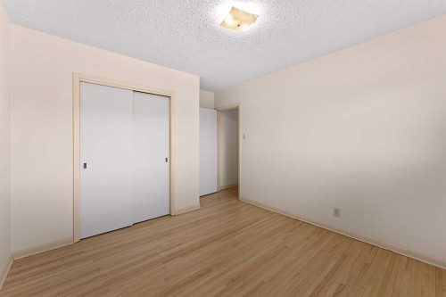 96 2 Street Se, High River, AB - Indoor Photo Showing Other Room
