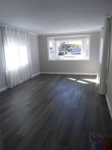 236 Polar Avenue Ne, High River, AB 