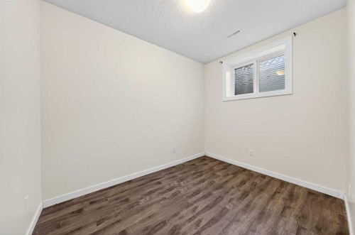 353 Nolanhurst Crescent Nw, Calgary, AB - Indoor Photo Showing Other Room