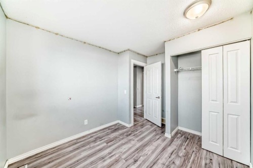 46 Martindale Mews Ne, Calgary, AB - Indoor Photo Showing Other Room