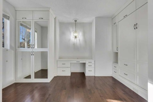 218 Valley Woods Place Nw, Calgary, AB - Indoor Photo Showing Other Room
