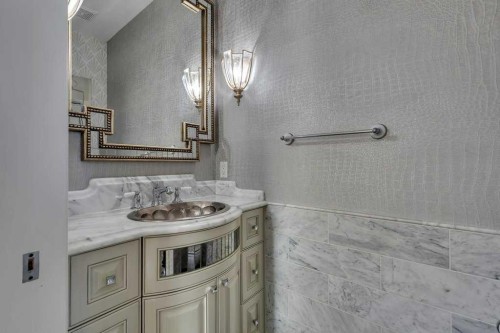 218 Valley Woods Place Nw, Calgary, AB - Indoor Photo Showing Bathroom