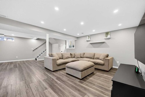 208 Silver Valley Rise Nw, Calgary, AB - Indoor