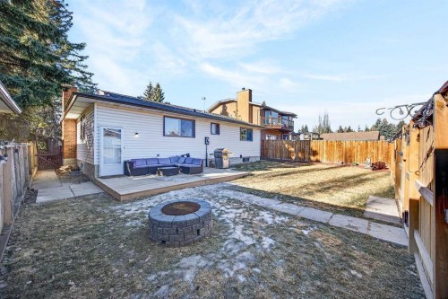 208 Silver Valley Rise Nw, Calgary, AB - Outdoor With Deck Patio Veranda