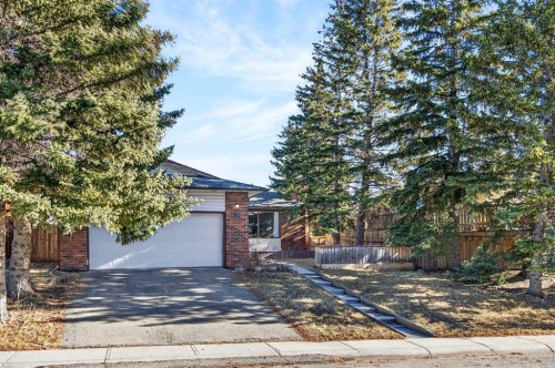 208 Silver Valley Rise Nw, Calgary, AB - Outdoor