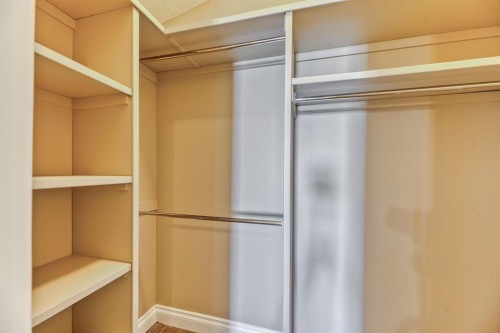 180 Hidden Vale Close Nw, Calgary, AB - Indoor