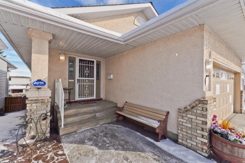 180 Hidden Vale Close Nw, Calgary, AB - Outdoor