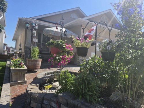 180 Hidden Vale Close Nw, Calgary, AB - Outdoor