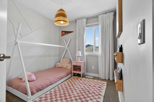 29 Howse Street Ne, Calgary, AB - Indoor Photo Showing Other Room