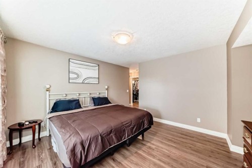 187 Hawkmere View, Chestermere, AB - Indoor Photo Showing Bedroom
