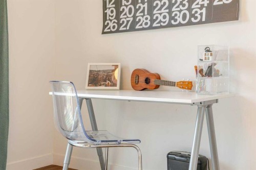 9632 Alcott Road Se, Calgary, AB - Indoor