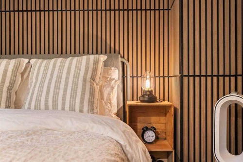 9632 Alcott Road Se, Calgary, AB - Indoor Photo Showing Bedroom