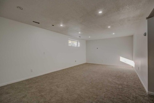 2016 Brightoncrest Green Se, Calgary, AB - Indoor Photo Showing Other Room