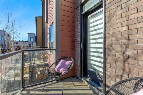 247 Greenbriar Common Nw, Calgary, AB - Outdoor With Balcony With Exterior
