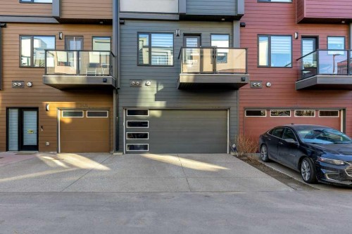 247 Greenbriar Common Nw, Calgary, AB - Outdoor With Balcony