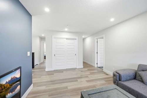 228 Carringham Road, Calgary, AB - Indoor Photo Showing Other Room
