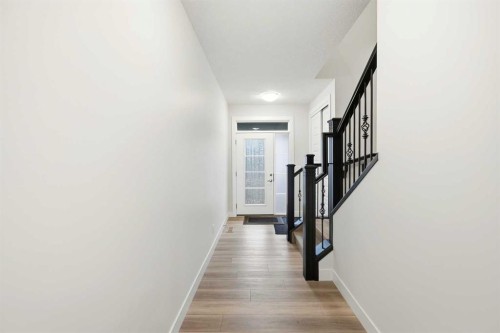 228 Carringham Road, Calgary, AB - Indoor Photo Showing Other Room