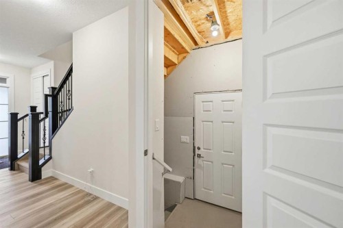 228 Carringham Road, Calgary, AB - Indoor Photo Showing Other Room
