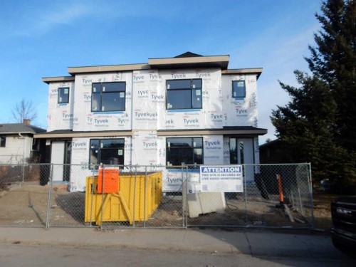 1330 34 Street Se, Calgary, AB - Outdoor