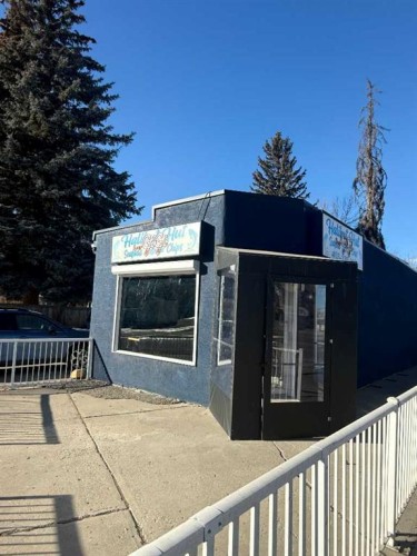 308-819 4A Street Ne, Calgary, AB - Outdoor