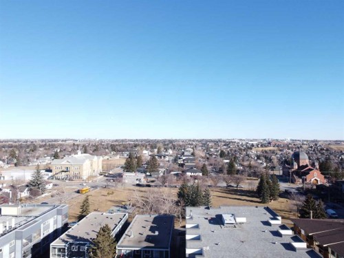 308-819 4A Street Ne, Calgary, AB - Outdoor With View