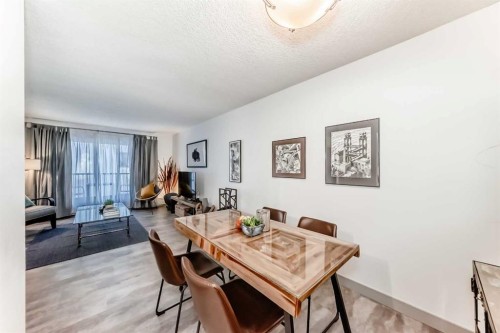 308-819 4A Street Ne, Calgary, AB - Indoor Photo Showing Dining Room