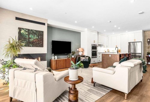 1-1202 2 Avenue, Canmore, AB - Indoor Photo Showing Living Room