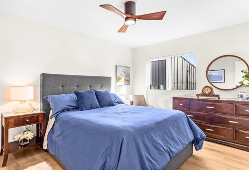 1-1202 2 Avenue, Canmore, AB - Indoor Photo Showing Bedroom