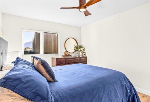 1-1202 2 Avenue, Canmore, AB - Indoor Photo Showing Bedroom