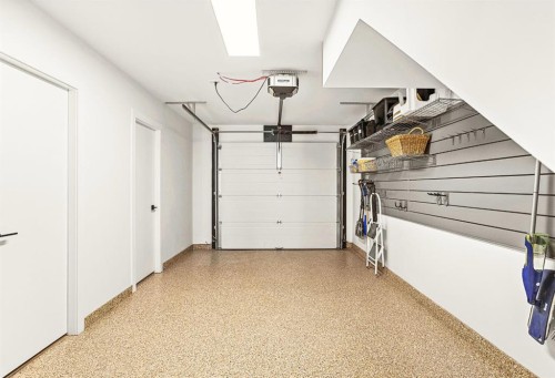 1-1202 2 Avenue, Canmore, AB - Indoor Photo Showing Garage