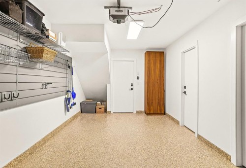 1-1202 2 Avenue, Canmore, AB - Indoor Photo Showing Other Room