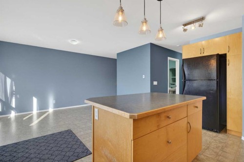 83 Tarington Way Ne, Calgary, AB - Indoor Photo Showing Kitchen