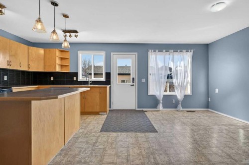 83 Tarington Way Ne, Calgary, AB - Indoor Photo Showing Kitchen