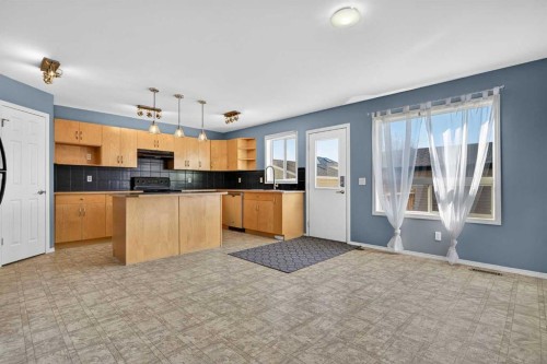 83 Tarington Way Ne, Calgary, AB - Indoor Photo Showing Kitchen