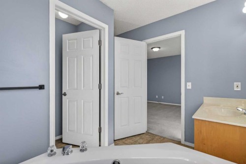 83 Tarington Way Ne, Calgary, AB - Indoor