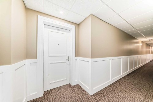 206-1005B Westmount Drive, Strathmore, AB - Indoor Photo Showing Other Room