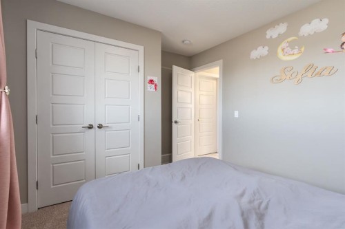 848 Marina Drive, Chestermere, AB - Indoor Photo Showing Bedroom