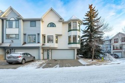 60 Prominence View SW Calgary, AB T3H 3M8