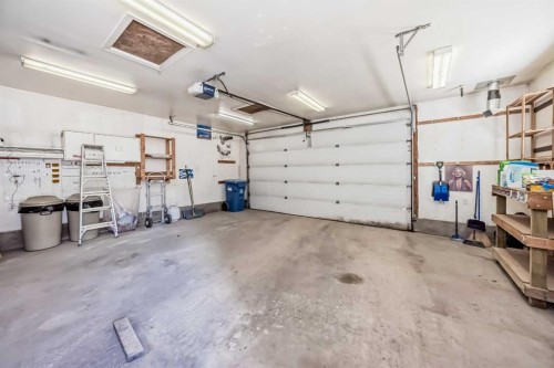 329 Martinwood Place Ne, Calgary, AB - Indoor Photo Showing Garage