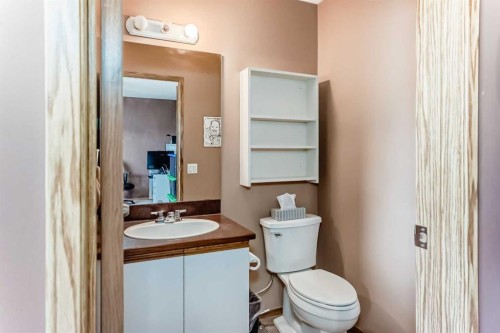 329 Martinwood Place Ne, Calgary, AB - Indoor Photo Showing Bathroom