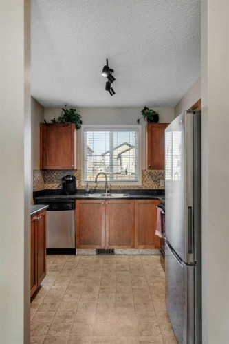 86 Eversyde Common Sw, Calgary, AB 