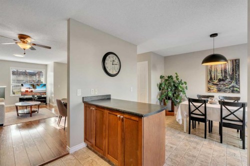 86 Eversyde Common Sw, Calgary, AB 