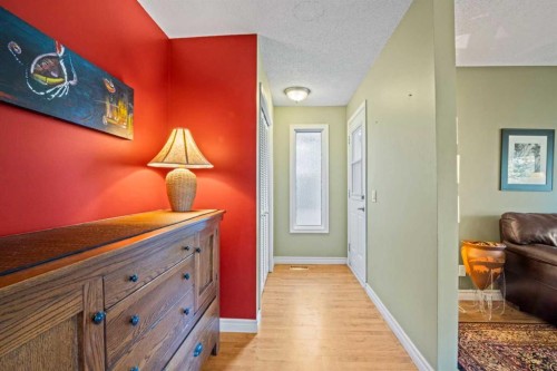 276 Macewan Glen Drive Nw, Calgary, AB - Indoor Photo Showing Other Room