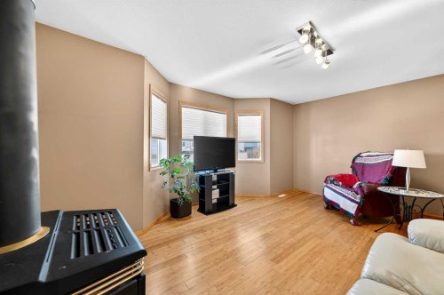 30 Tuscarora Way Nw, Calgary, AB 