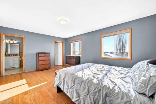 30 Tuscarora Way Nw, Calgary, AB 