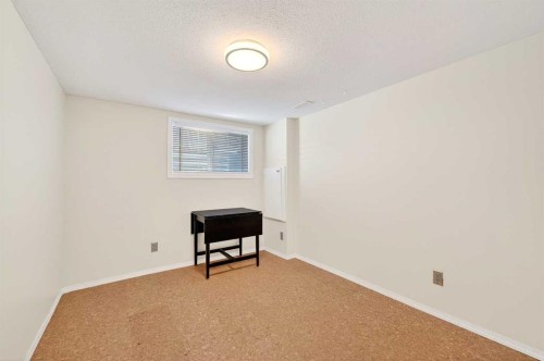 30 Tuscarora Way Nw, Calgary, AB 