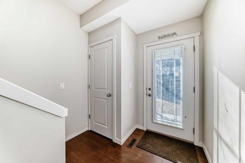 48 Copperpond Landing Se, Calgary, AB - Indoor Photo Showing Other Room