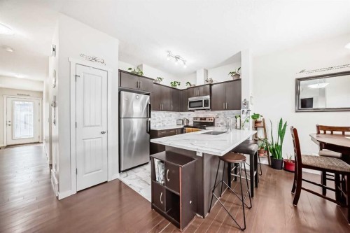48 Copperpond Landing Se, Calgary, AB - Indoor Photo Showing Other Room