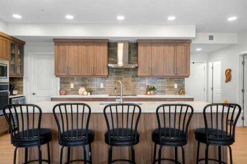 2208-33 Carringham Gate Nw, Calgary, AB - Indoor